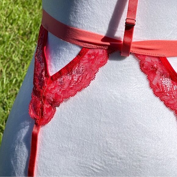 NWT Thistle & Spire chili and melon Kane garter with removable choker - Picture 2 of 9